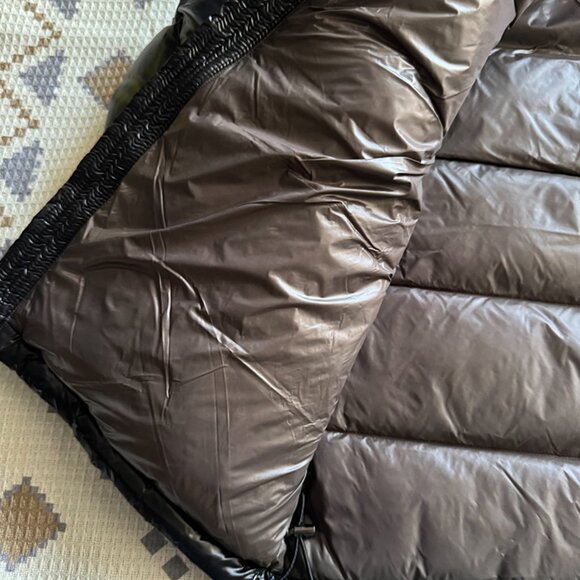 Black Shiny Warm Down Jacket Moncler - Picture 7 of 9